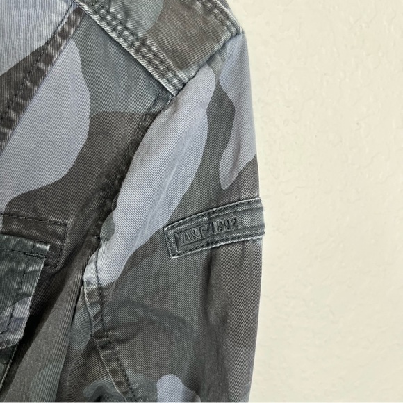 Abercrombie & Fitch Jacket Women Small Utility Military Camouflage Cinching C2 - Picture 4 of 10